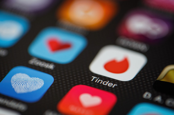 Tinder is rolling out Traveler Alert, which automatically hides profiles of LGBTQ+ users after they arrive in a country that criminalizes same-sex relationships (Zack Whittaker/TechCrunch)