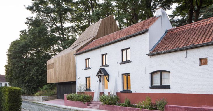 louis paillard adds wood-clad extension to 19th-century house in waterloo, belgium