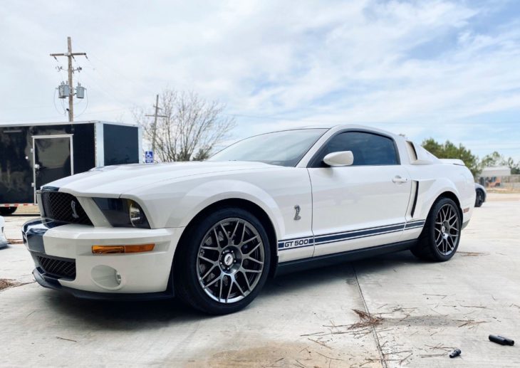 YouTuber Buys A ‘Broken’ Ford Mustang Shelby GT500 For Cheap And Then Repairs It For $16