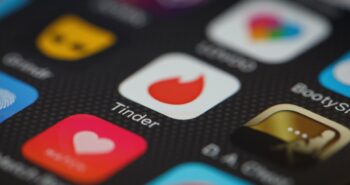 Avoid These Common Tinder Profile Mistakes