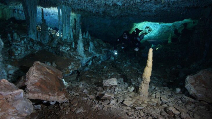 Evidence of Prehistoric Ochre Mine Found in Submerged Mexican Caves