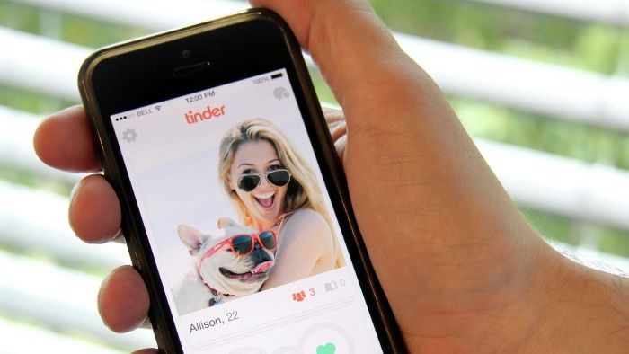 Tinder is five times more expensive for older men, Choice finds