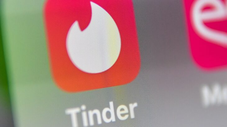 Straight, Middle-Aged Men are Being Charged More to Use Tinder Plus