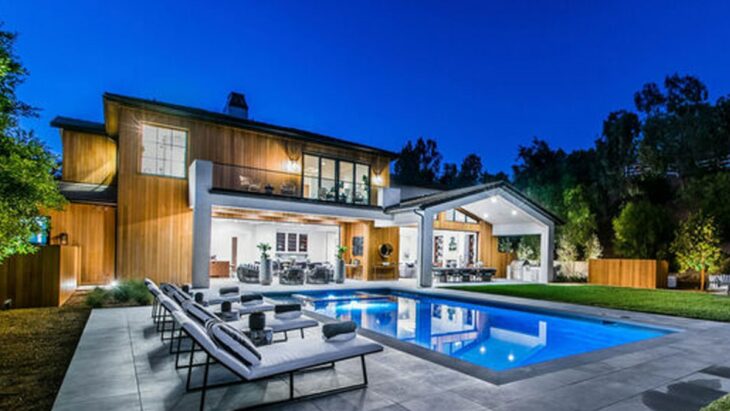 Lori Loughlin, Mossimo Giannulli Drop $9.5M for New House