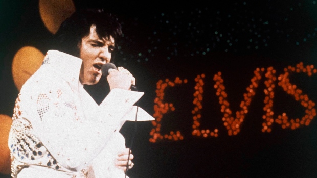 More than 700 fans expected to attend pared-down Elvis vigil – CP24 Toronto’s Breaking News